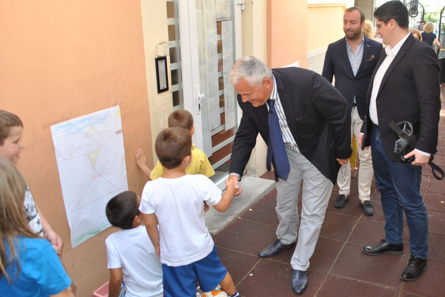 Председник Градске општине Врачар посетио све врачарске вртиће и јаслице