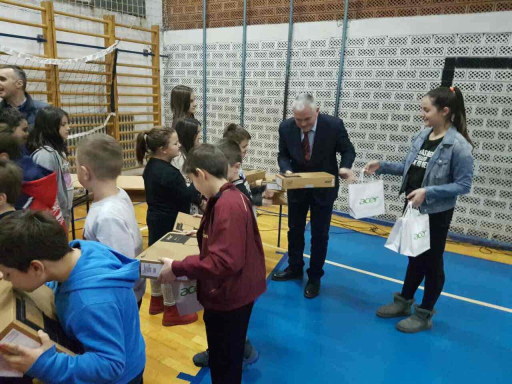 Vračunari za osnovce na Vračaru