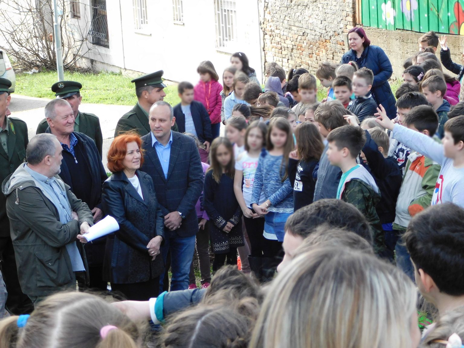 GRADSKA OPŠTINA VRAČAR OBELEŽILA SVETSKI DAN ŠUMA Sadnice za OS Kralj Petar Karadjordjevic