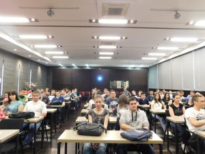 Na maturu bez automobila