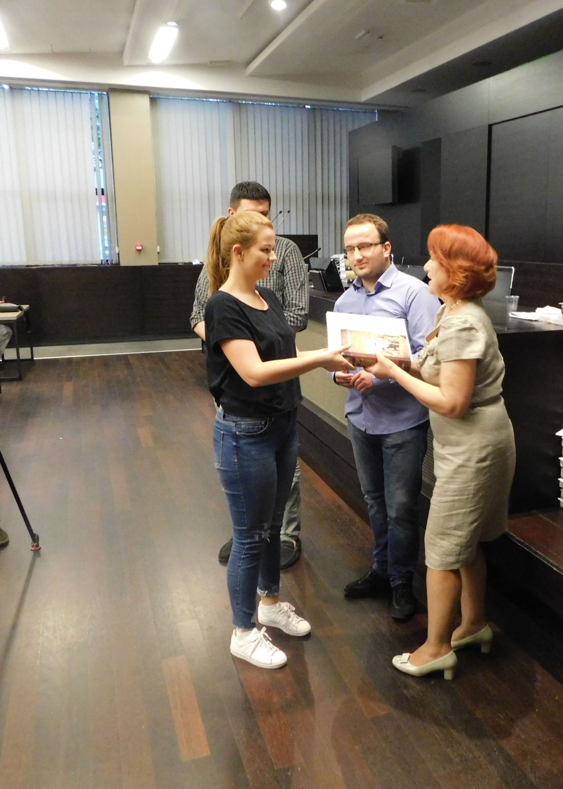 Награђени најбољи врачарски ђаци Podela diploma vukovcima