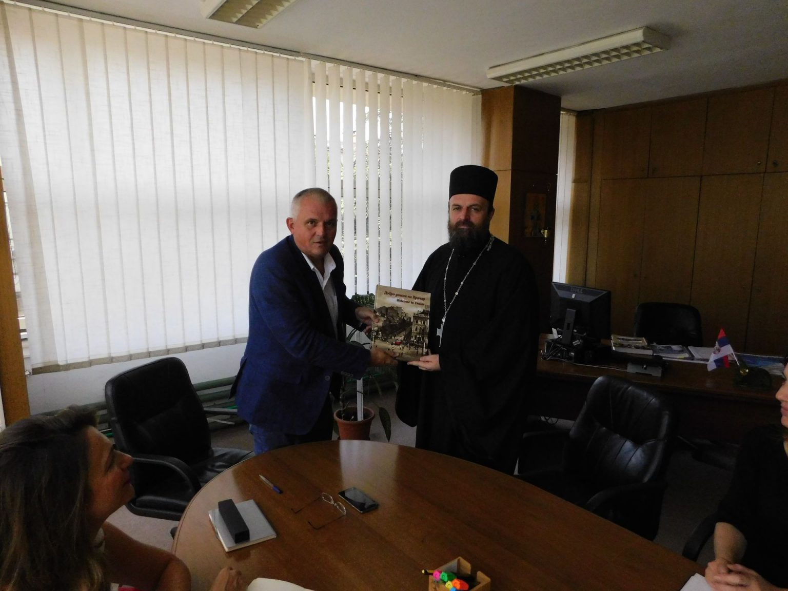 Нови старешина Храма Светог Саве код председника Недељковића Prijem-Staresine-hrama