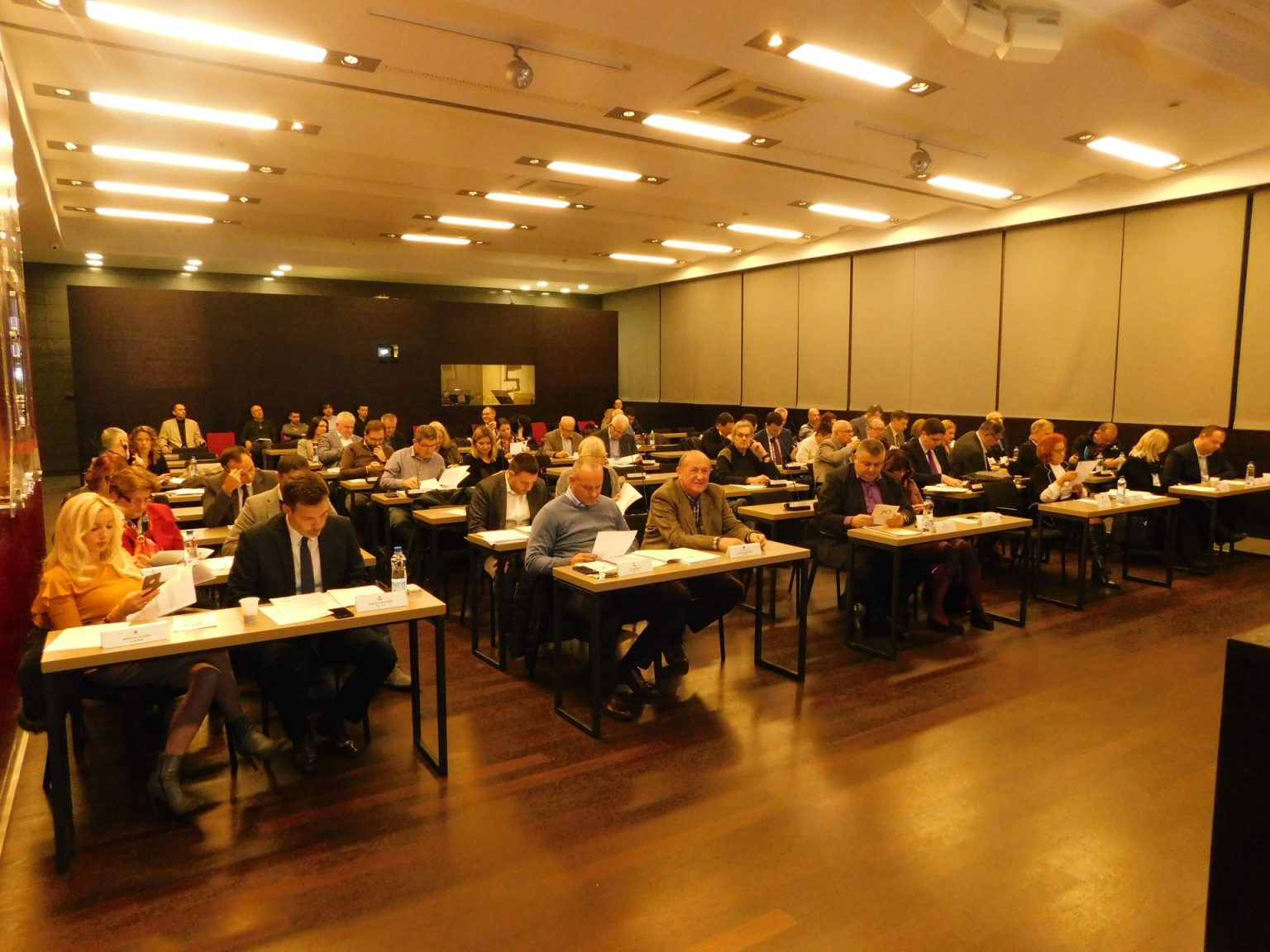 ОДРЖАНА 17. СЕДНИЦА СКУПШТИНЕ ГРАДСКЕ ОПШТИНЕ ВРАЧАР 17sednica Skupštine GO Vračar