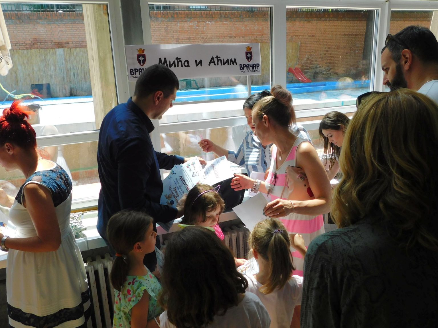 ВРАЧАРСКИ ПРЕДШКОЛЦИ ЗАВРШИЛИ ОБУКУ ПЛИВАЊА