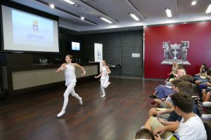 Javni čas znakovnog jezika