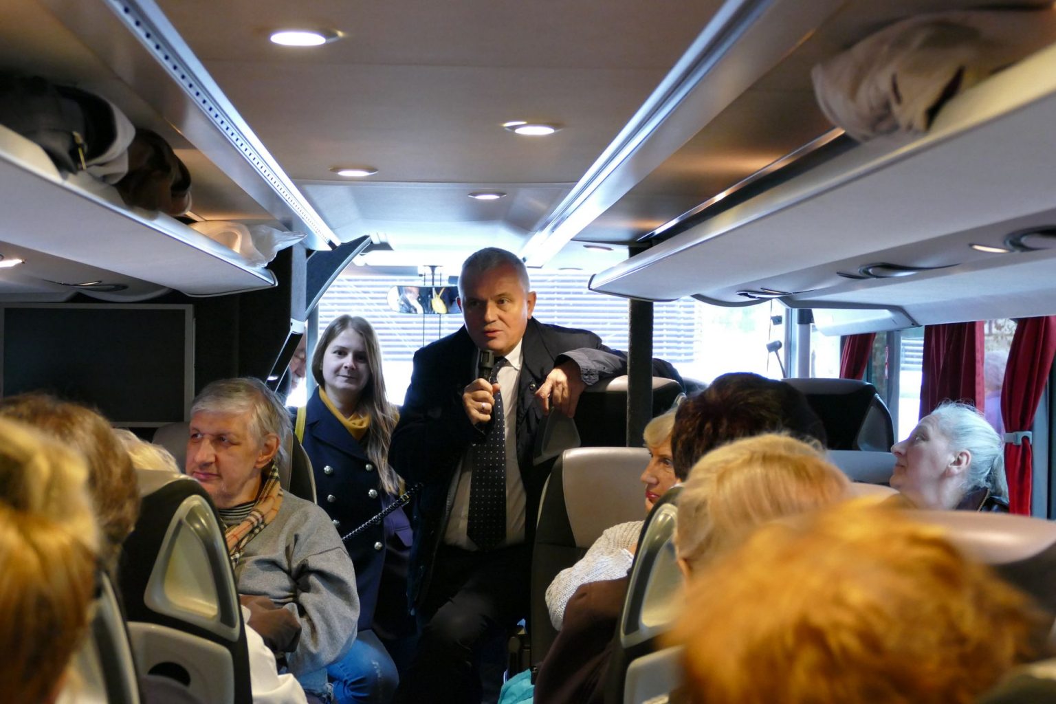 VRAČARSKI SENIORI U IDVORU I VRŠCU izlet seniora