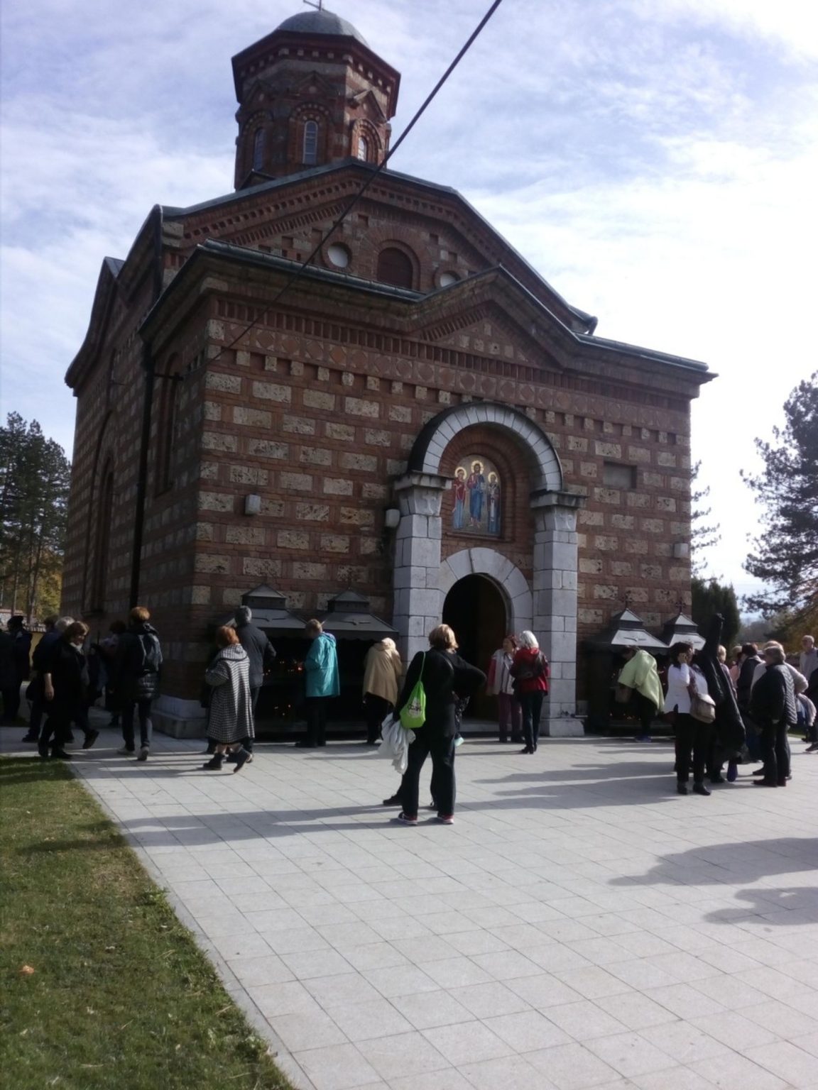 ПРЕДСЕДНИК ИСПРАТИО СЕНИОРЕ НА ИЗЛЕТ izlet Brankovina