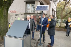 Na Vračaru postavljeni prvi kontejneri na karticu