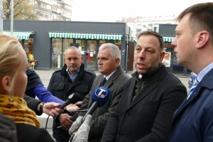 Na Vračaru postavljeni prvi kontejneri na karticu