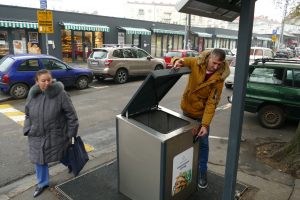 Na Vračaru postavljeni prvi kontejneri na karticu