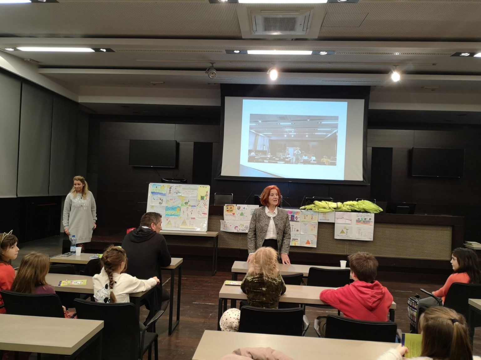 izloža "Ja ne vređam"