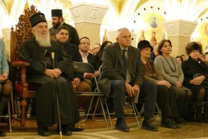 Otvorena praznična manifestacija "Božićno seoce kod Hrama Svetog Save