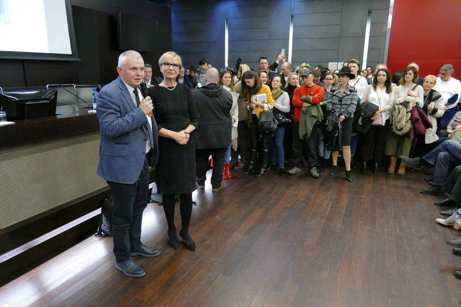 VEČE POSVEĆENO MOMI KAPORU Veče posvećeno Momi Kaporu