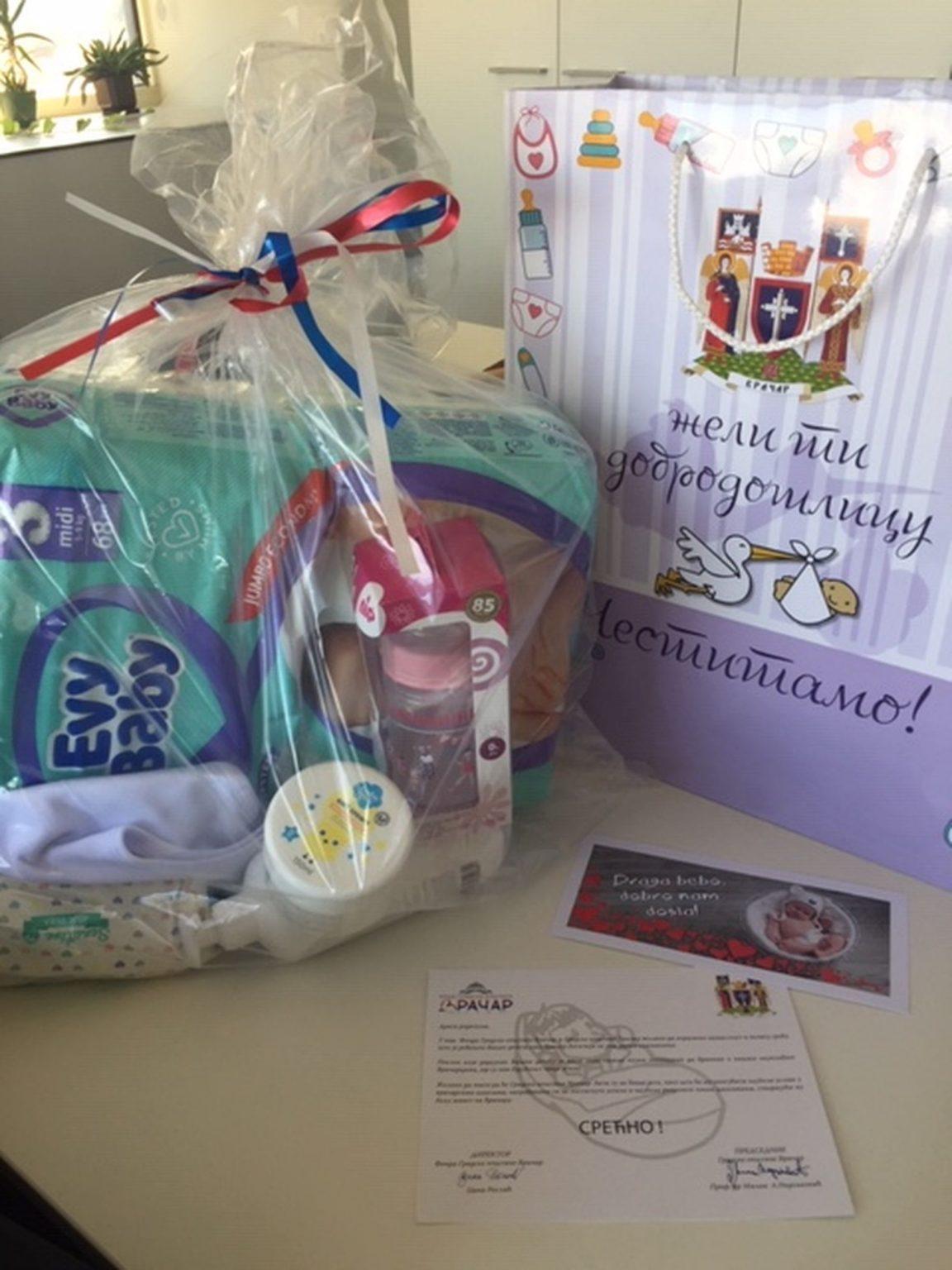 BEBI PAKETIĆI ZA NOVOROĐENE VRAČARCE Bebi paketići