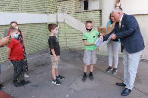 podela tableta OS Svetozar Markovic