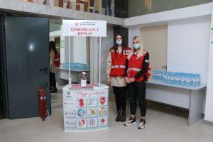 ХУМАНИТАРНА ИЗЛОЖБА СЛИКА ОСОБА СА ИНВАЛИДИТЕТОМ „СВУДА ЈЕ ЉУБАВ“