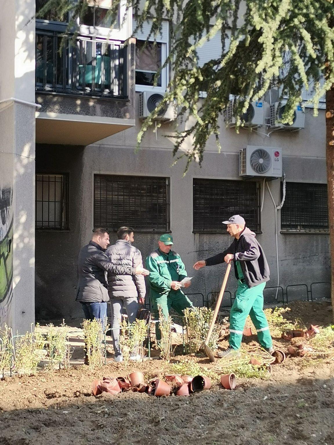 УРЕЂИВАЊЕ СКВЕРА КРУНСКЕ И БЕОГРАДСКЕ УЛИЦЕ uredjenje skvera