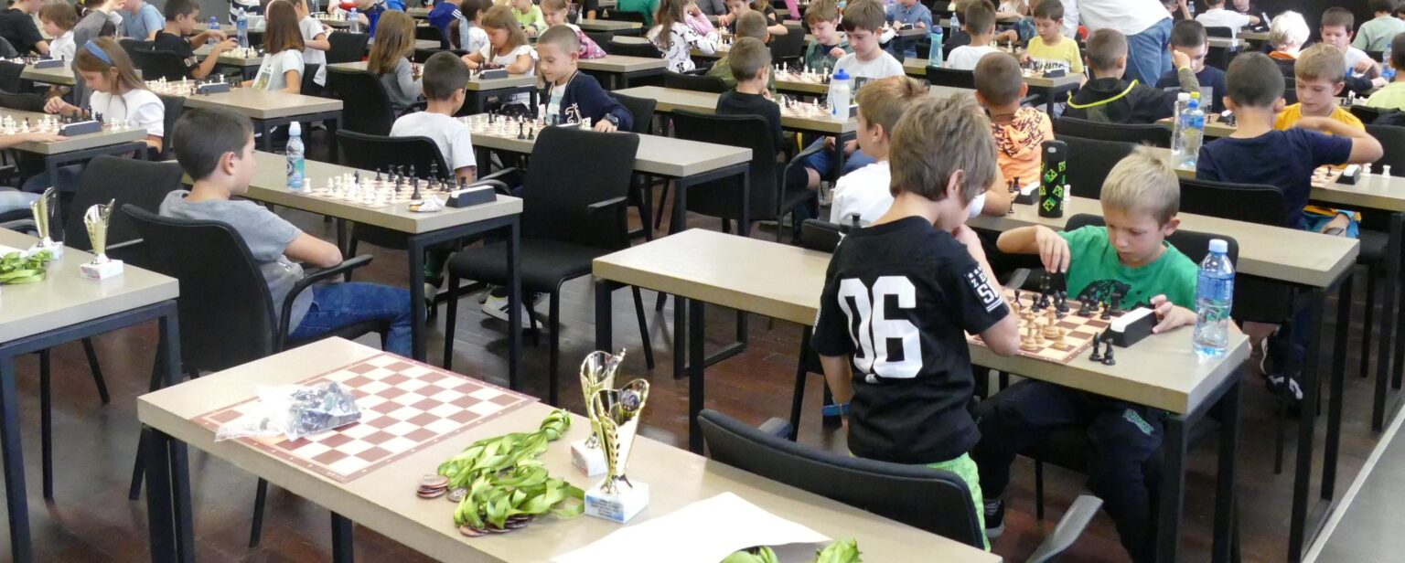 ШАХОВСКИ ТУРНИР ЗА ШКОЛАРЦЕ