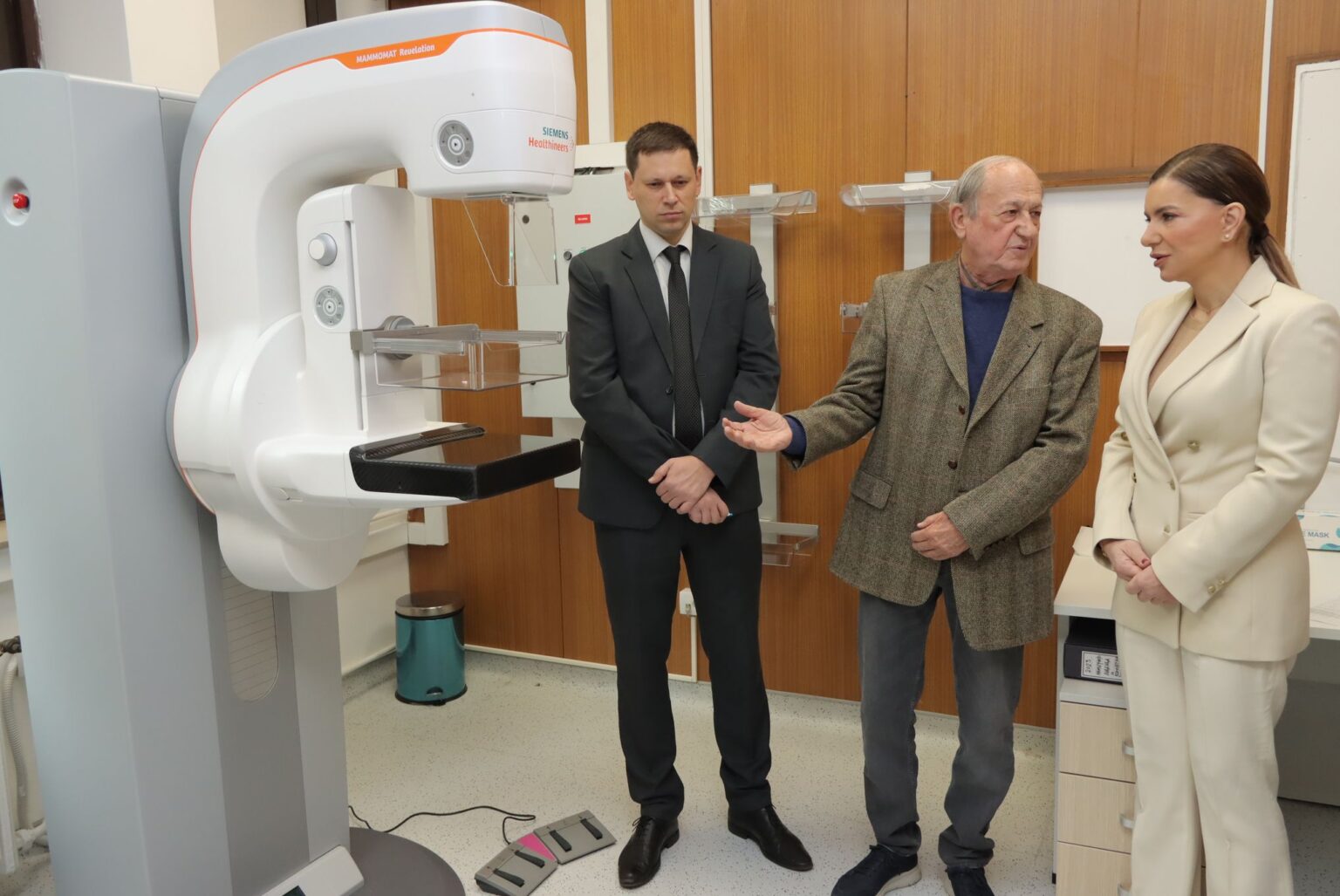 ДЗ „ВРАЧАР“ ДОБИО НОВИ, НАЈМОДЕРНИЈИ МАМОГРАФ