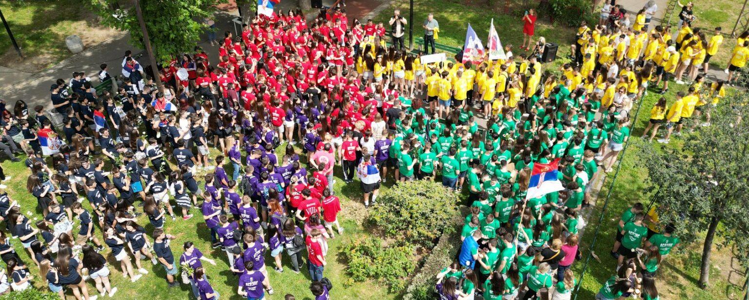 ДЕФИЛЕ МАЛИХ МАТУРАНАТА СА ВРАЧАРА