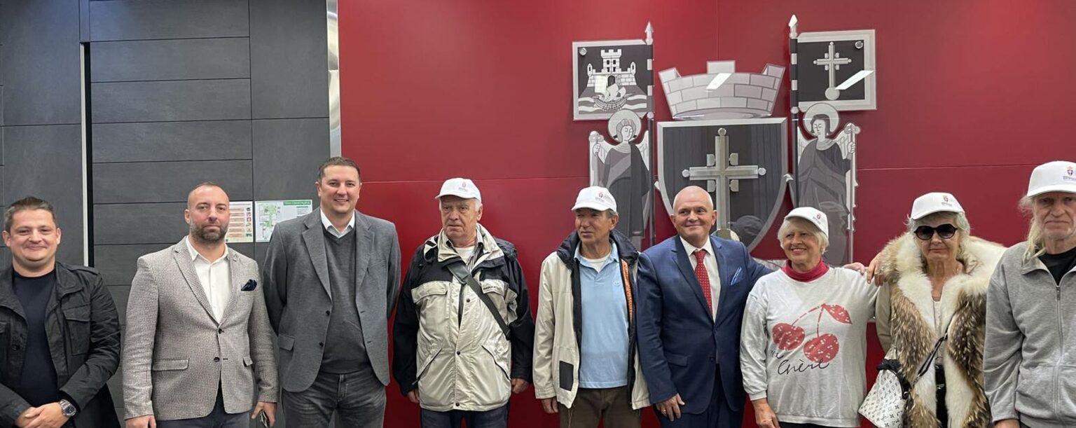 ВРАЧАРСКИ ПЕНЗИОНЕРИ УЧЕСТВУЈУ НА ОЛИМПИЈАДИ ЗА СЕНИОРЕ