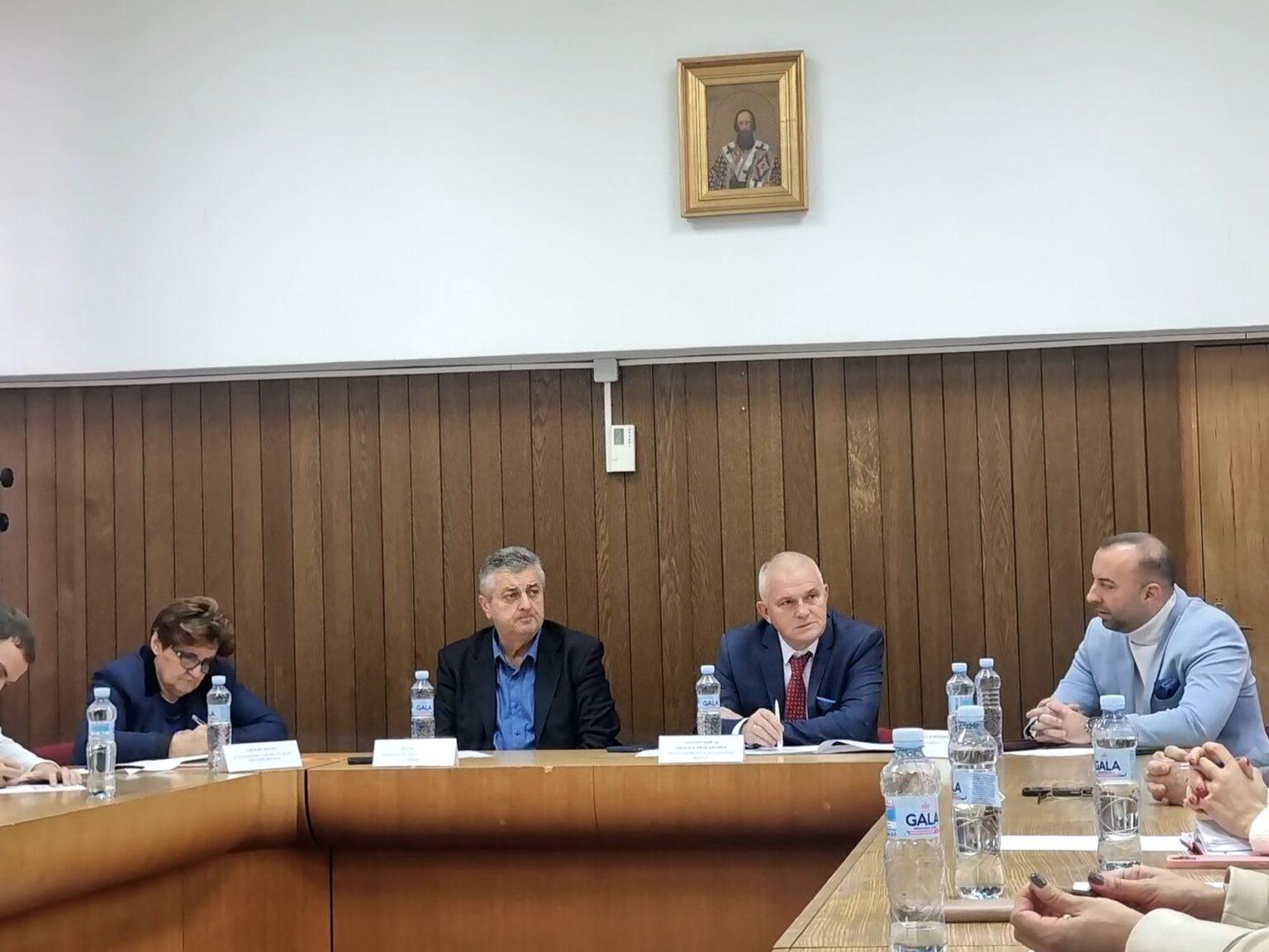 СТВАРАМО ЛЕПШИ И УРЕЂЕНИЈИ ВРАЧАР