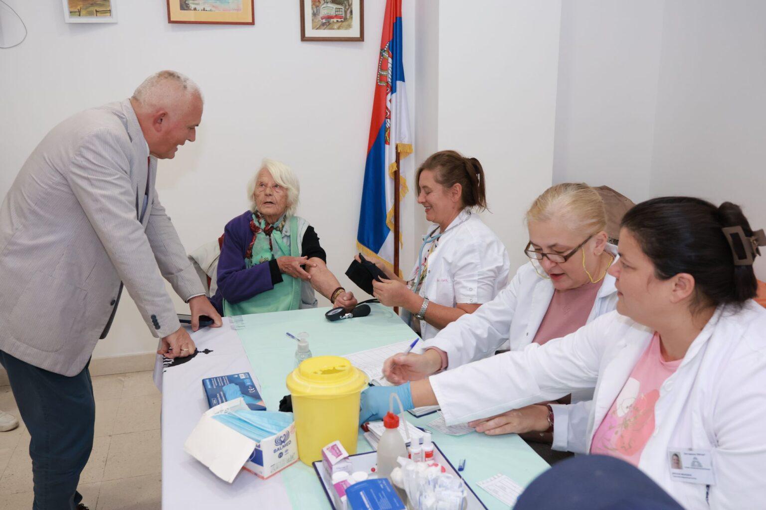 ДАН ПОСВЕЋЕН СЕНИОРИМА
